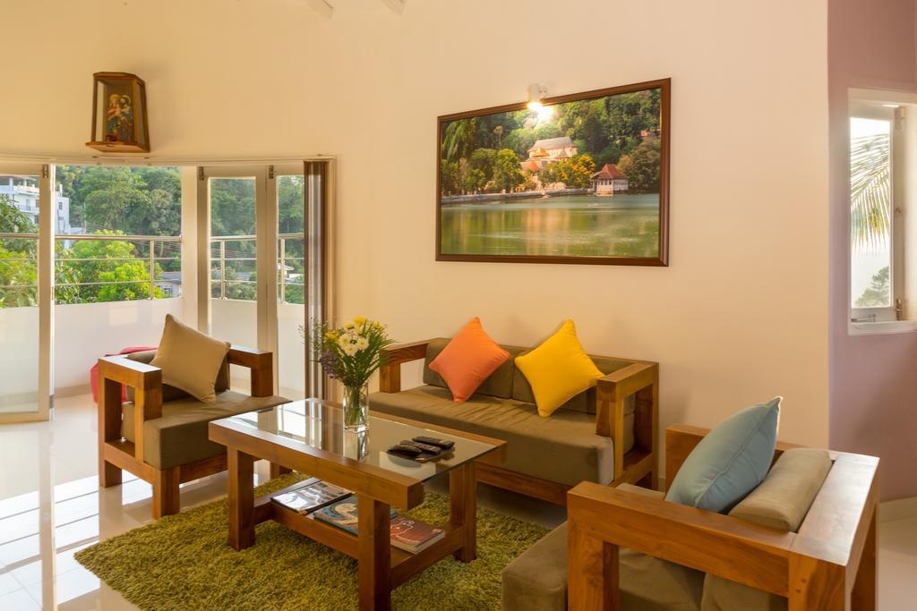 Shalom Residence Κάντι Εξωτερικό φωτογραφία