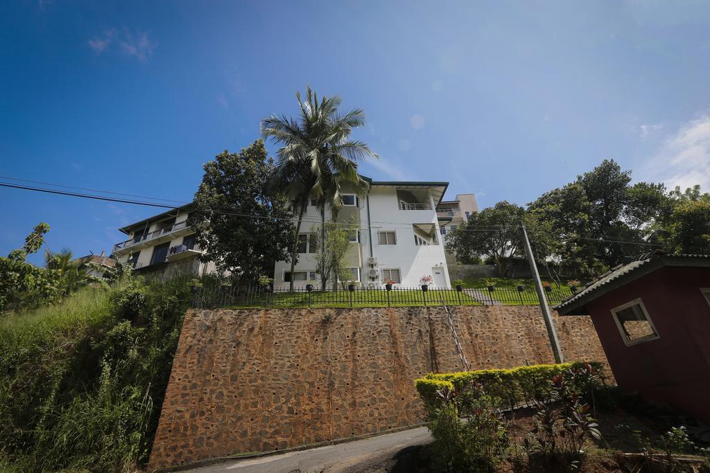 Shalom Residence Κάντι Εξωτερικό φωτογραφία